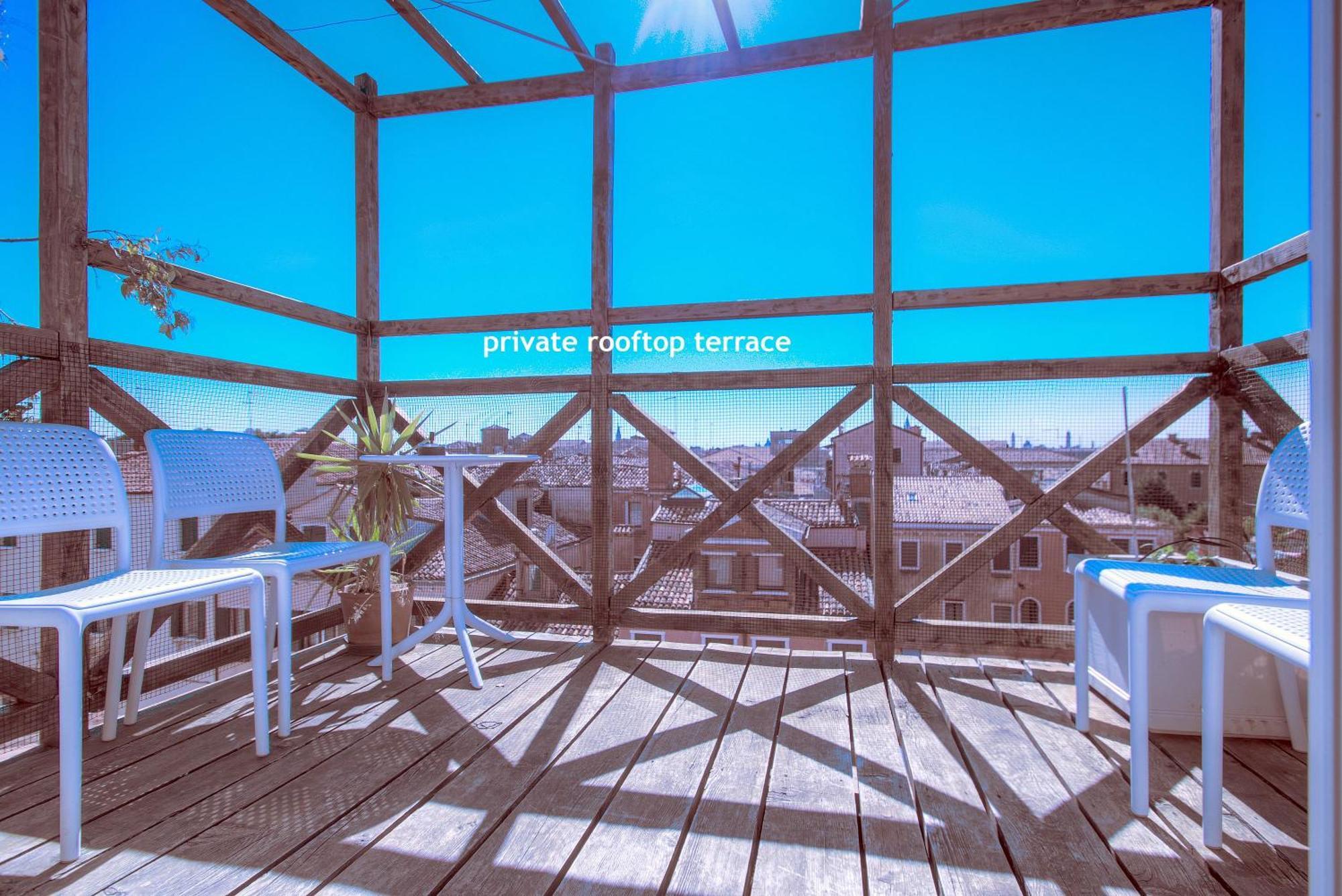 Dandolo-Terrace Apartment Venesia Bagian luar foto