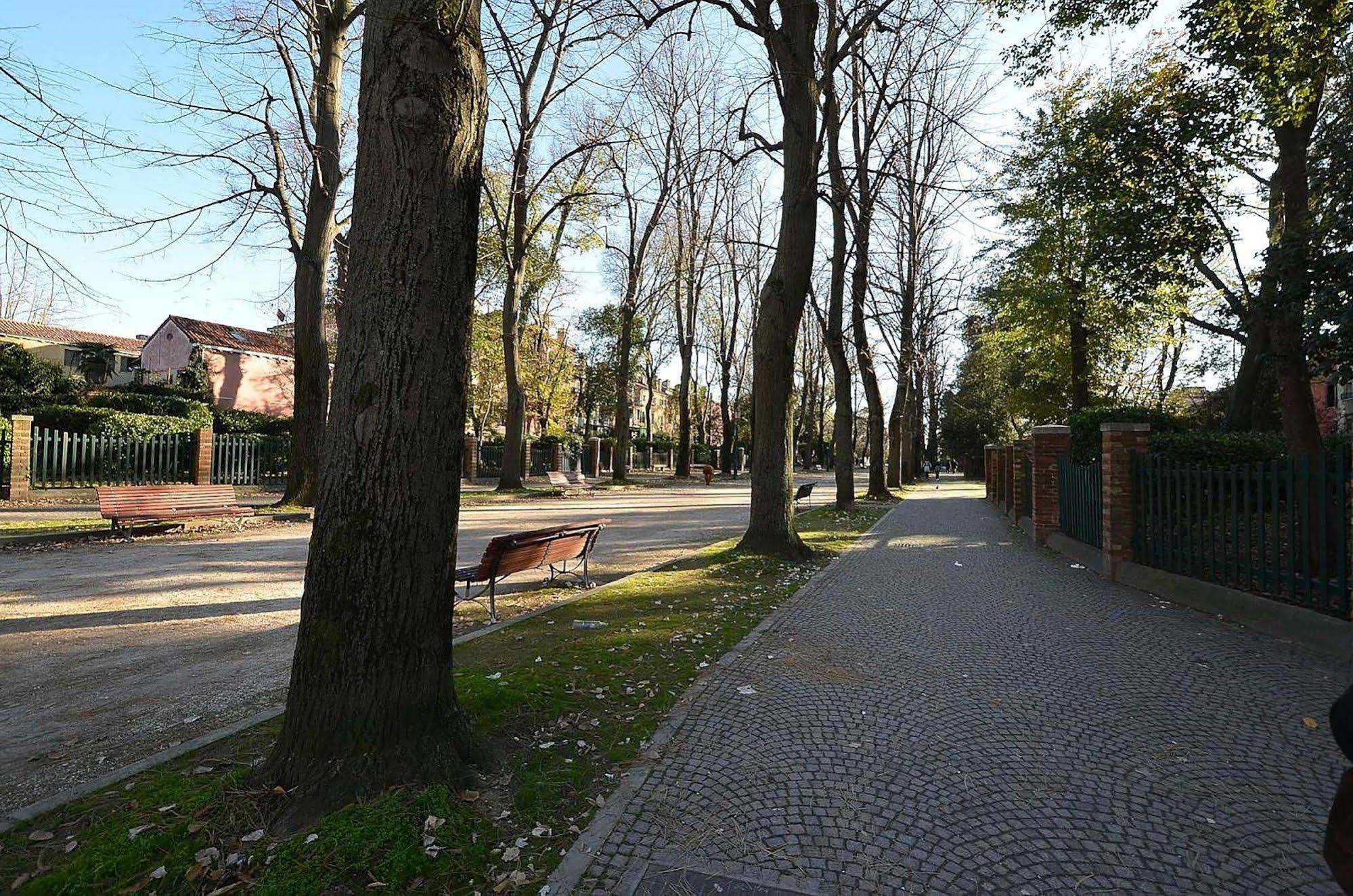 Dandolo-Terrace Apartment Venesia Bagian luar foto